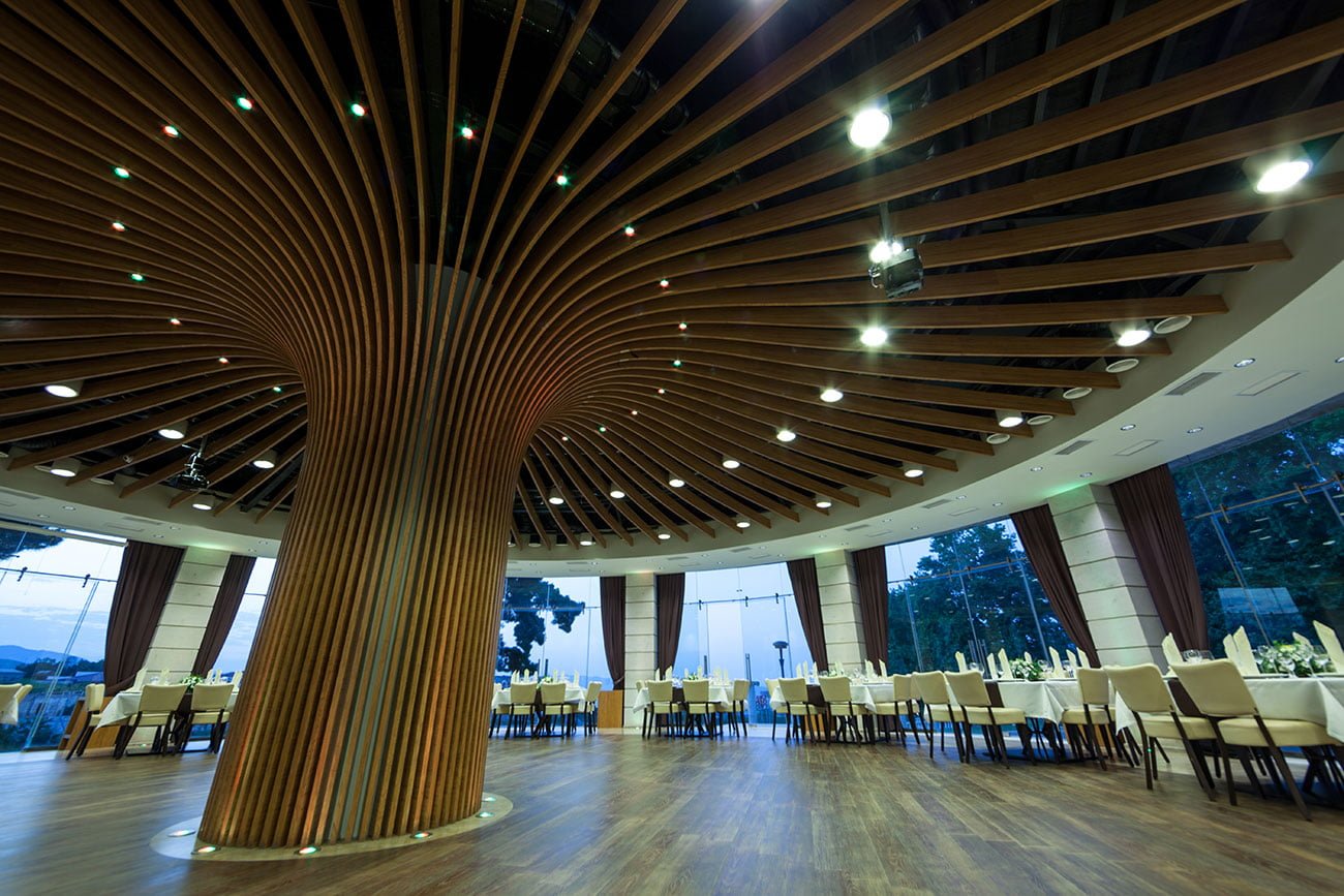 photo column imitating wood in the banquet hall of the Vallex Garden hotel