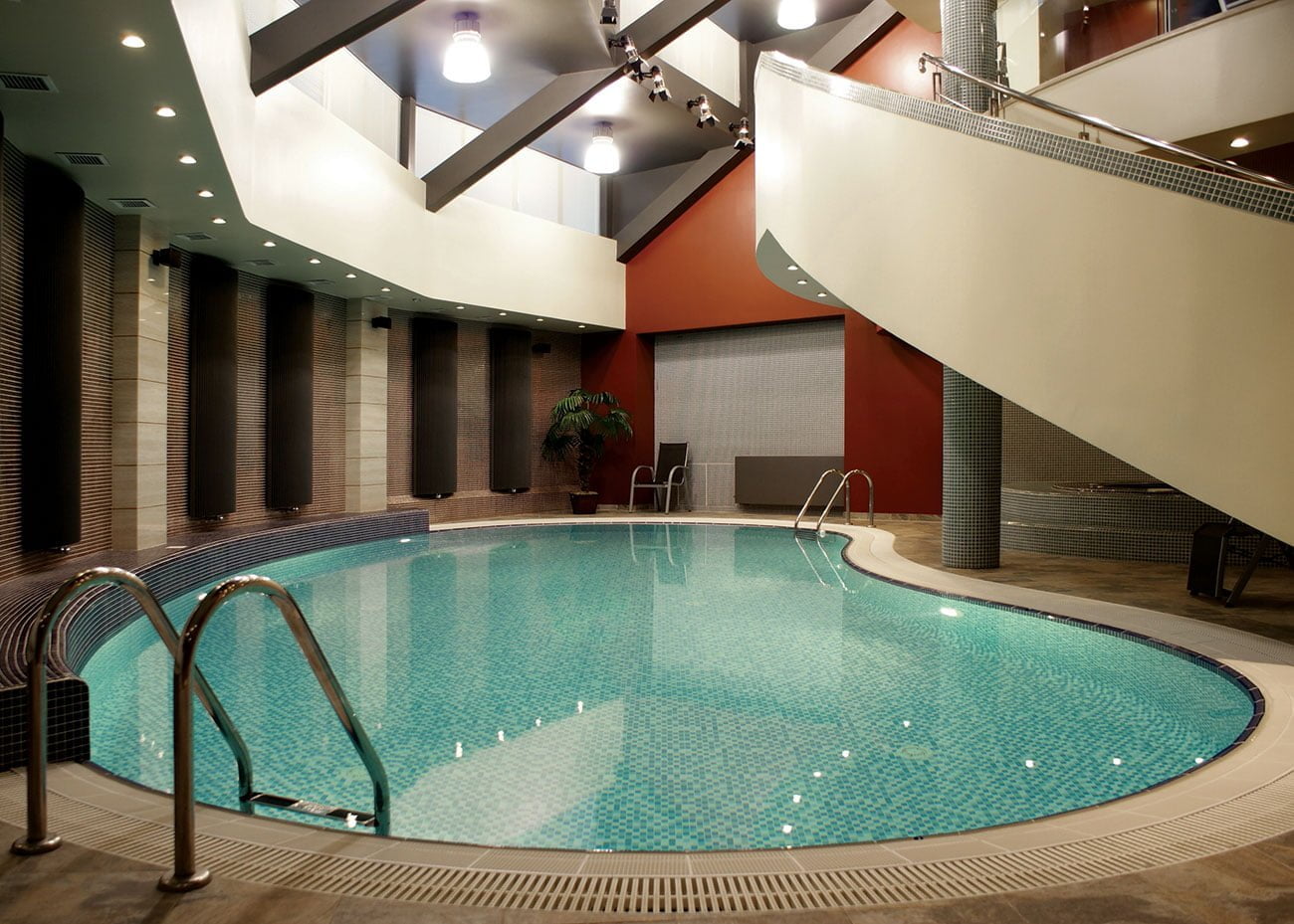 photo of the swimming pool with adjoining SPA massage rooms and sauna in Erebuni Plaza