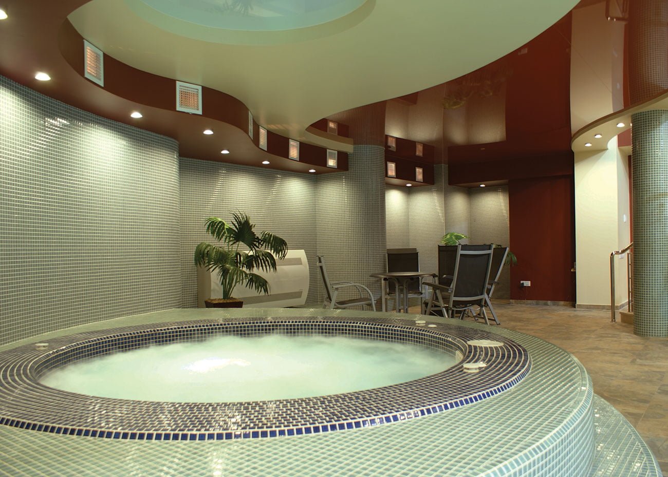 photo of the interior design of the jacuzzi zone for everyone who wants to relax in EREBUNI PLAZA