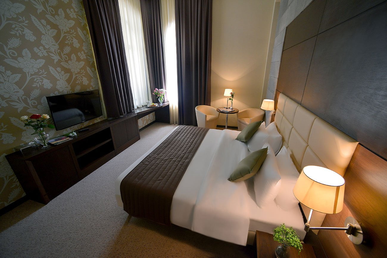 photo of the design of a standard room in the VALLEX GARDEN hotel, Stepanakert